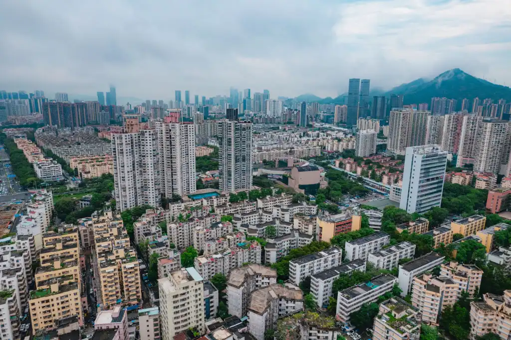 重庆邦达斯电机变频改造方案:注塑机与空压机能效对比分析